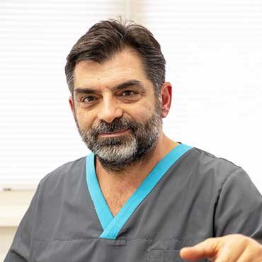 andreas-hoofdtandarts-cosmetische-tandheelkunde-tandartspraktijk-blokzijl-overijssel-profiel-tandartsassistente-mondhygiene-team andreas-hoofdtandarts-cosmetische-tandheelkunde-tandartspraktijk-blokzijl-overijssel-profiel-tandartsassistente-mondhygiene-team